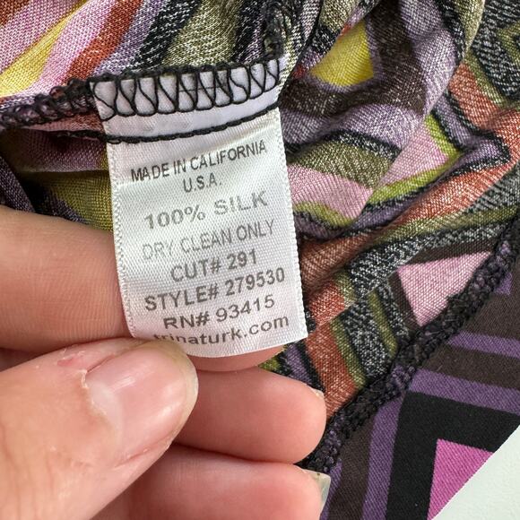 Trina Turk Dress Womens 8 Purple Green Chevron Retro Mini Silk - Picture 4 of 7